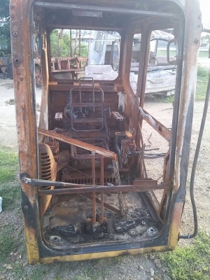 ขายอาหลั่ยแบคโฮ KOMATSU PC200-7 มีหลายรายการตามรูป ขายอาหลั่ยแบคโฮ KOMATSU PC200-7 มีหลายรายการตามรูป