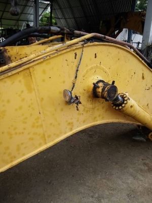 ขายอาหลั่ยแบคโฮ KOMATSU PC200-7 มีหลายรายการตามรูป ขายอาหลั่ยแบคโฮ KOMATSU PC200-7 มีหลายรายการตามรูป