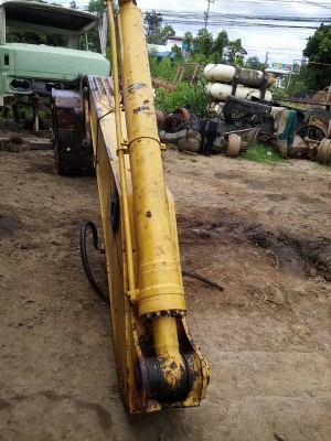 ขายอาหลั่ยแบคโฮ KOMATSU PC200-7 มีหลายรายการตามรูป ขายอาหลั่ยแบคโฮ KOMATSU PC200-7 มีหลายรายการตามรูป