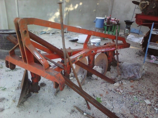 ขายผานรถไถ ผาน 4 ของรุ่น 45 แรง ราคาถูกครับ ขายผานรถไถ ผาน 4 ของรุ่น 45 แรง ราคาถูกครับ