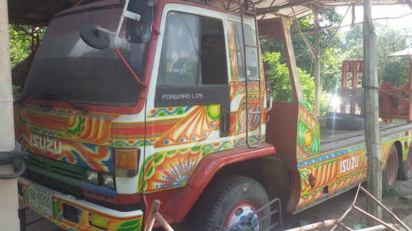 ขายรถสิบล้ออีซูสุสองเพลาหางปลาเครื่อง6bf1