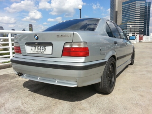 ขาย BMW E36 ปี2000 323IA  M EUROSPORT ตัวสุดท้าย รถBODYสวยไม่มีชน เครื่อง1JZ เครื่องดี ช่วงล่างดี แอร์DIGITAL ONBOARD ระบบไฟใช้ได้ครบ ภายในลายไม้ AIRBAG คู่ ไฟท้ายขาวแดงแท้ ไฟหน้าหยดน้ำ ไฟXENON หน้า BIGNOSE ยางอะใหล่ แม่แรงครบ ภายในเบาะหนังแท้ ฟิล์มHIKOOL