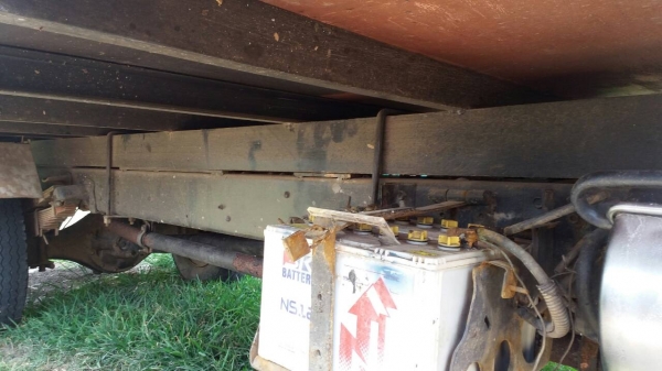 ขาย ( ราคา 395,000บ) HINO KM 779 เครน UNIC 2.5 T ช่วงยาว 5 มสภาพดีพร้อมใช้งาน เล่มทะเบียนพร้อมโอน