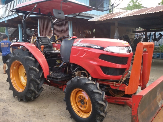 ปัญญาแทรคเตอร์ จัดให้ครับ ยันม่า EF393T ใบมีดคานล่างพร้อมโรตาลี่160!!!สภาพเดิมๆสวยๆ!!!ทำงาน 1,661ชม.จัดส่ง อ.สากเหล็ก จ.พิจิตร