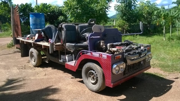 ขายรถอีแต๋น พื้นเรียบ คัสซี NISSAN BIG M เครื่อง BD25 ฝาแดงมัน ราคาต่อรองได้ครับ