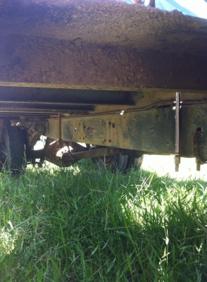 ขายหกล้อเทเลอร์ขึ้นแบคโฮ 60  หรือรถเกี่ยวข้าว ทะเบียนแจ้ง ม.79