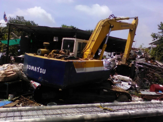 ขายเหมา Komatsu PC200-3