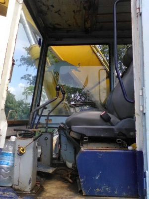 ขายเหมา Komatsu PC200-3