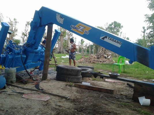 ขายเครน ทานาโด 3 ตัน 4ปอก สภาพดี