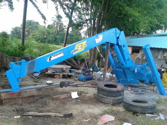 ขายเครน ทานาโด 3 ตัน 4ปอก สภาพดี