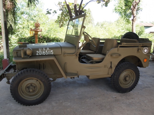 ขาย JEEP " ford " สวยๆ จบๆ พร้อมทะบียน ขาย JEEP " ford " สวยๆ จบๆ พร้อมทะบียน