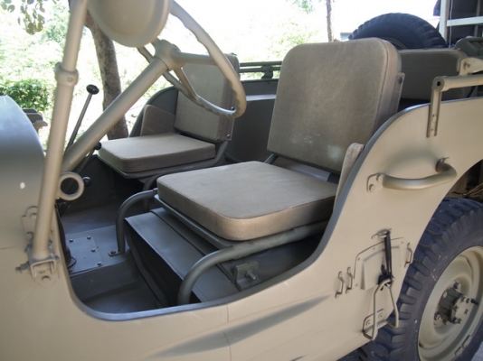 ขาย JEEP " ford " สวยๆ จบๆ พร้อมทะบียน ขาย JEEP " ford " สวยๆ จบๆ พร้อมทะบียน