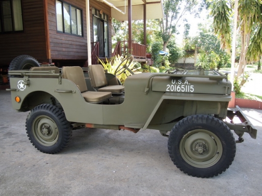 ขาย JEEP " ford " สวยๆ จบๆ พร้อมทะบียน ขาย JEEP " ford " สวยๆ จบๆ พร้อมทะบียน