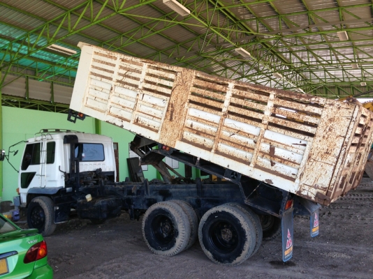 สิบล้อสองเพลามือสอง/ Mitsubishi FN527 TF/ SN:7100/ สวยเต็ม ประกันชั้น 3 พร้อมวิ่งได้เลย