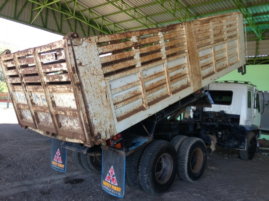 สิบล้อสองเพลามือสอง/ Mitsubishi FN527 TF/ SN:7100/ สวยเต็ม ประกันชั้น 3 พร้อมวิ่งได้เลย