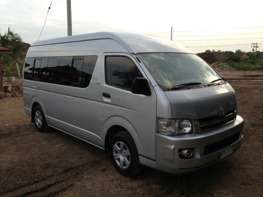 รถตู้มือสอง/ Toyota Hiace/ ปี 50/ เครื่องยนต์ 4 สูบ 2400 ซีซี ติดแก็ส CNG