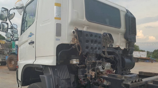 ขายด่วนฮีโน่เมกก้า320 ปี51 ดั้มสามมิตร พร้อมระบบลาก รถสวยเดิมบาง ขายด่วนฮีโน่เมกก้า320 ปี51 ดั้มสามมิตร พร้อมระบบลาก รถสวยเดิมบาง