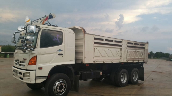 ขายด่วนฮีโน่เมกก้า320 ปี51 ดั้มสามมิตร พร้อมระบบลาก รถสวยเดิมบาง ขายด่วนฮีโน่เมกก้า320 ปี51 ดั้มสามมิตร พร้อมระบบลาก รถสวยเดิมบาง