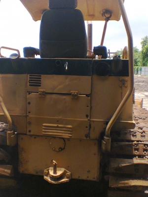 Komutsu D3 รุ่น6