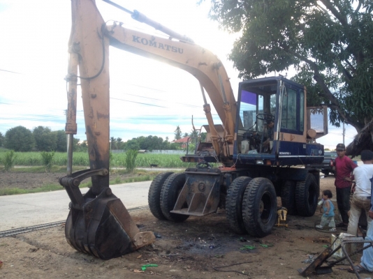 ขายแล้วค่ะ❌แมคโครล้อยางPw100-3 ใช้งานได้ดี ราคาถูก