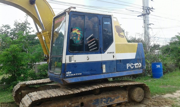 ขายKOMATSO  PC120-5