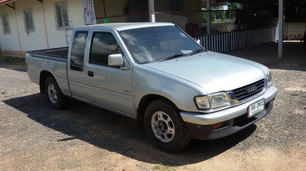 วางมัดจำแล้วครับ คุณหมอจาก อ. เมืองสลวง ร้อยเอ็ดครับISUZU DARGON puwer tubo slx รถปี1999 ชื่อตรงเล่ม เจ้าของขายเองครับ เครื่องดี  แคสซีสวย ช่วงล่างแน่นปึก  แอร์เย็นหนาว รูปทรงสวยงาม ทะเบียนไม่ขาด  เอกสารพร้อมโอน  รีบหน่อยนะ ช้าอดได้รถ