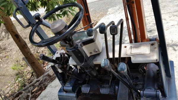 ขายด่วนรถยก TOYOTA 5FGยก1.5ตันเสาสูง3เมตรสไลย์ได้รถนอกนำเข้ายังไม่เคยใช้งานในเมืองไทยเลย=รุ่นใหม่ขายถูกๆๆ