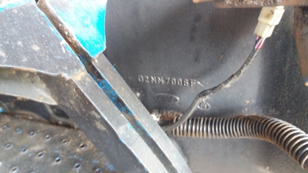 ขายรถไถฟอด 6600 ที5 ตัวเต็มสภาพสวยมากครับซื้อใช้ไม่ผิดหวังครับ