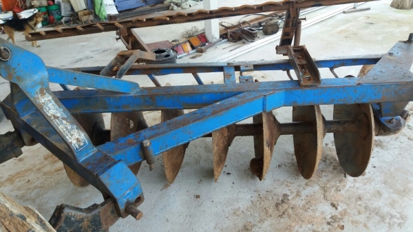 ขายรถไถฟอด 6600 ที5 ตัวเต็มสภาพสวยมากครับซื้อใช้ไม่ผิดหวังครับ