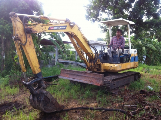 ขายแบคโฮpc40-6สภาพเก่านอก ราคา260,000ลดสุดๆไปเลย