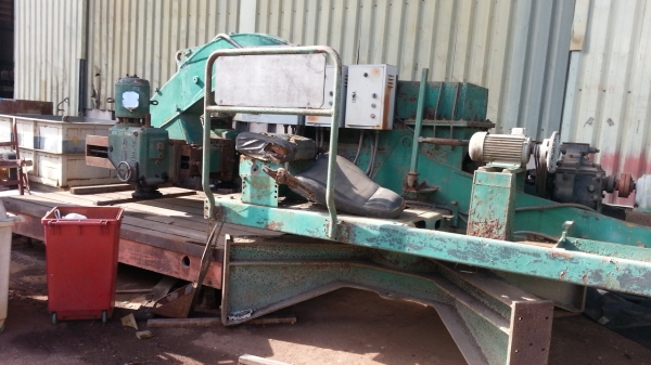 ขายเครื่่องปาดแบบเคลื่อนที่ได้สำหรับปาดหน้างานเลยราคา 450,000 บาท