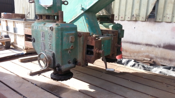 ขายเครื่่องปาดแบบเคลื่อนที่ได้สำหรับปาดหน้างานเลยราคา 450,000 บาท