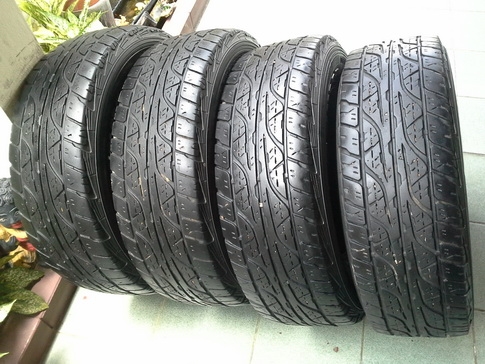 Dunlop AT3 ขนาด 245/70/16 ปี08 สภาพดี 1ชุด