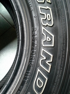 Dunlop AT3 ขนาด 245/70/16 ปี08 สภาพดี 1ชุด