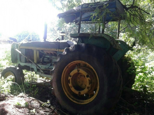 รถจอนเดียมีผาน3 ผานดันหน้า รถจอนเดียมีผาน3 ผานดันหน้า