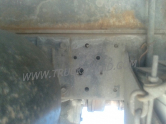 ISUZU  NPR  6 ล้อ  บรรทุกตู้เย็น  120  แรงม้า ตู้ 3 ประตู