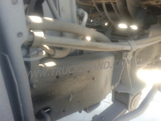 ISUZU  NPR  6 ล้อ  บรรทุกตู้เย็น  120  แรงม้า ตู้ 3 ประตู