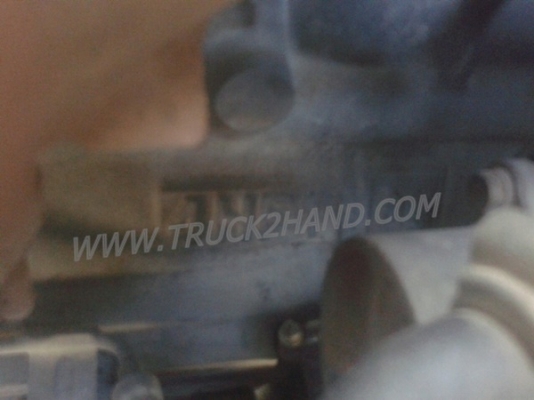 ISUZU  NPR  6 ล้อ  บรรทุกตู้เย็น  120  แรงม้า ตู้ 3 ประตู