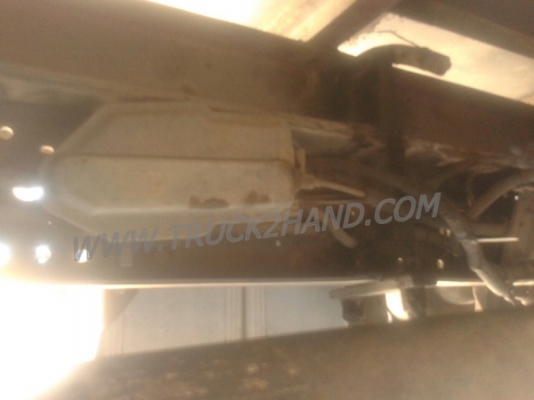 ISUZU  NPR  6 ล้อ  บรรทุกตู้เย็น  120  แรงม้า ตู้ 3 ประตู