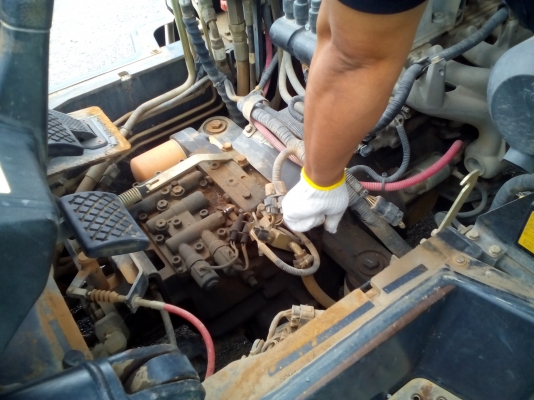 นาทีทองงง CROWN Fork-Lift ติดแก๊ส LPG รับโหลด 2.5 ตัน สูง 3 เมตรกว่า ซื้อมือหนึ่งจากศูนย์ Crown Thailand มีศูนย์ซ่อมและอะไหล่ นาทีทองงง CROWN Fork-Lift ติดแก๊ส LPG รับโหลด 2.5 ตัน สูง 3 เมตรกว่า ซื้อมือหนึ่งจากศูนย์ Crown Thailand มีศูนย์ซ่อมและอะไหล่