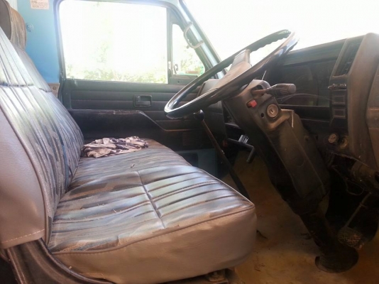 ขายรถ6ล้อ ISUZU NKR110แรง เครื่องดี แคชซีสวย ยางดี ภายในสวย สภาพพร้อมใช้งาน เอกสารพร้อมโอน สนใจโทร 090-8588220คุณนะ 093-3258446คุณบิว ID:narong498 หรือเข้าดูสินค้าอื่นๆได้ที่ www.truck.in.th/498 หรือเพจFacebook ณรงค์ ซื้อขายรถมือสอง (เว็บไซต์ส่วนตัว) หรือ