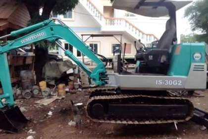 ขายรถขุดแบคโฮ SUMITOMO. Pc30 (คอนโทลสั้น. ปั๊มนิ้ว. แทรคเหล็ก) เครื่องแน่น. ปั๊มแรง. รถพร้อมใช้งาน ราคา  280,000 ต่อรองได้