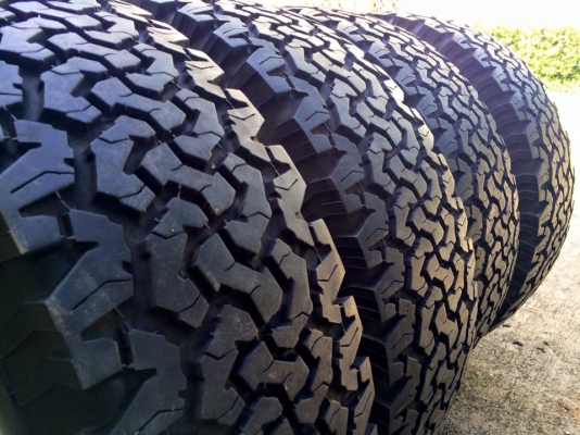 ขายยาง BF ALL USA ขนาด 265/75/16 ดอกเต็ม สภาพนางฟ้า 4เส้น