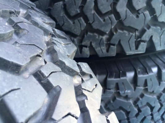 ขายยาง BF ALL USA ขนาด 265/75/16 ดอกเต็ม สภาพนางฟ้า 4เส้น