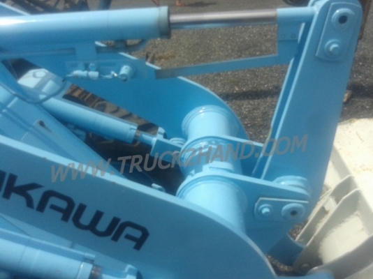 รถตักล้อยาง FURUKAWA