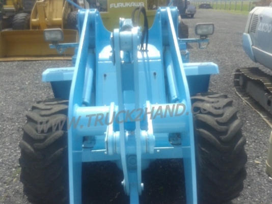 รถตักล้อยาง FURUKAWA