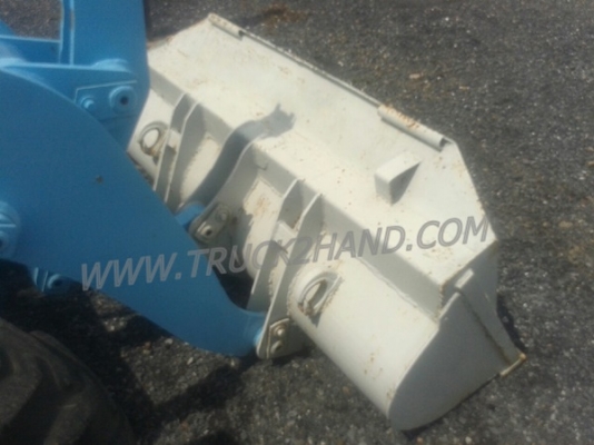 รถตักล้อยาง FURUKAWA