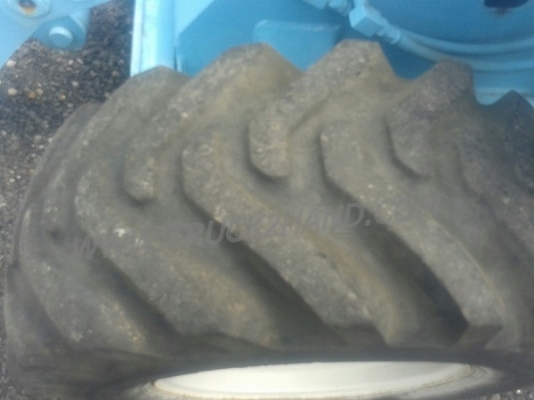 รถตักล้อยาง FURUKAWA