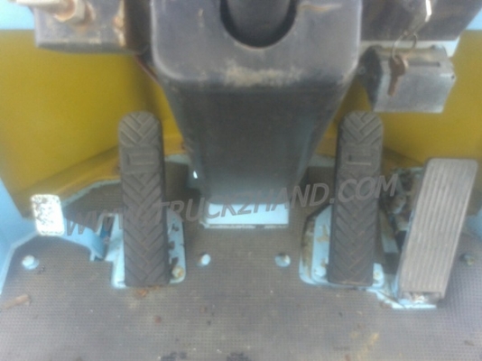 รถตักล้อยาง FURUKAWA