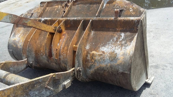 ต้องการขายรถตักล้อยางKomatsu  507